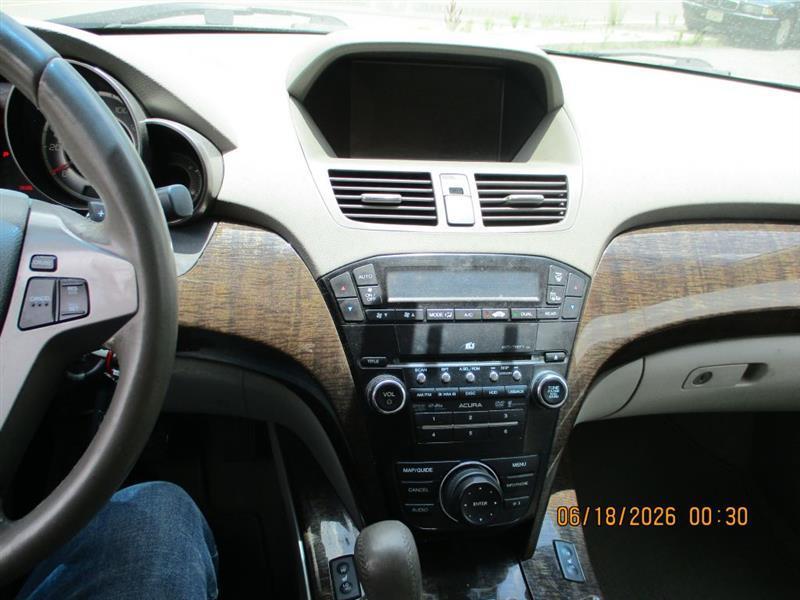 Acura MDX 6-Spd AT w/Tech Package 2012