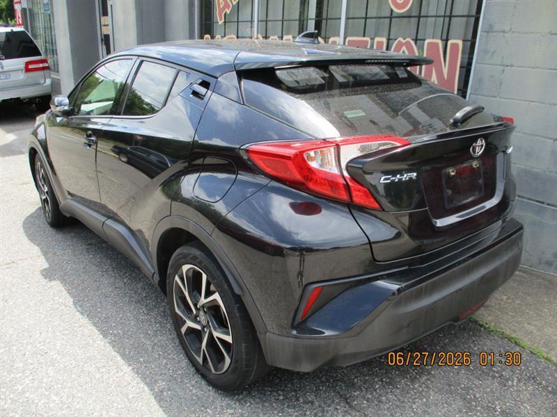 Toyota C-HR XLE 2019