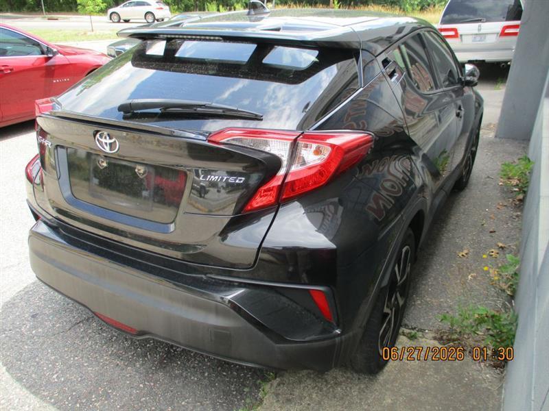 Toyota C-HR XLE 2019