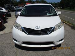 2011 Toyota Sienna 
