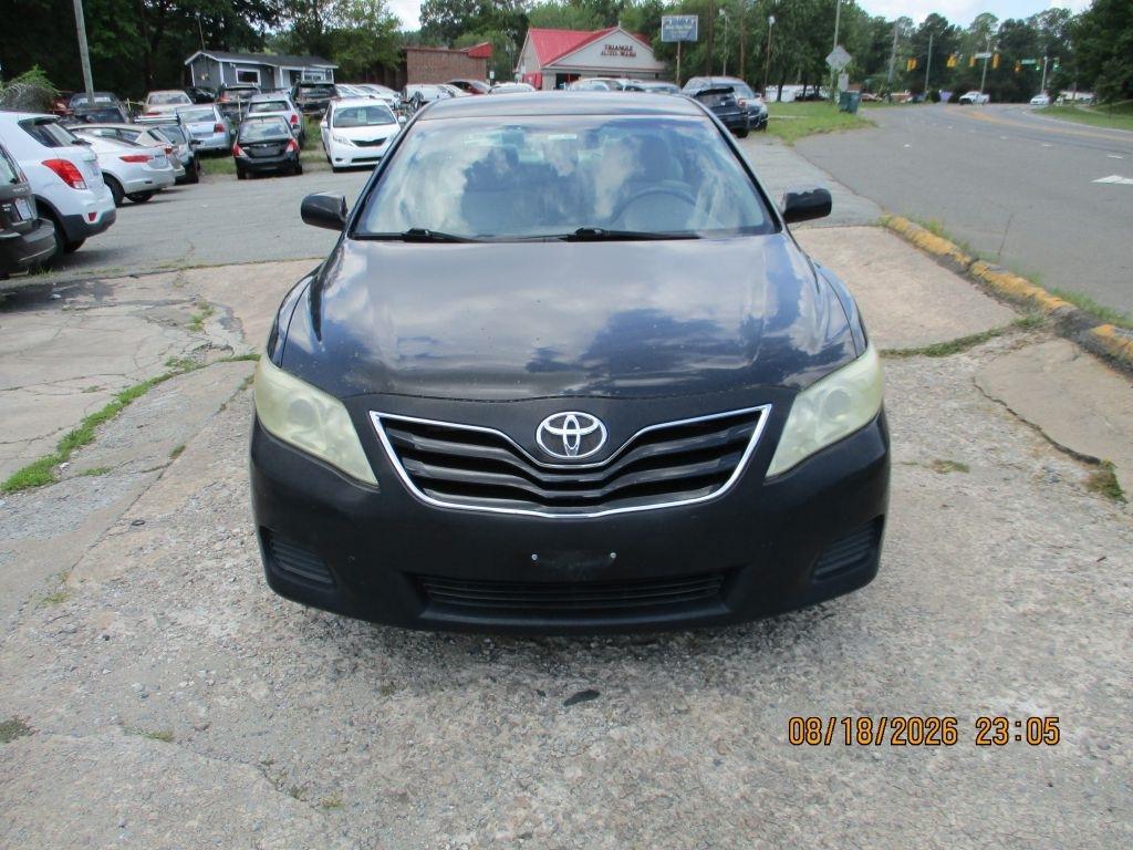 2011 Toyota Camry Base 6-Spd AT