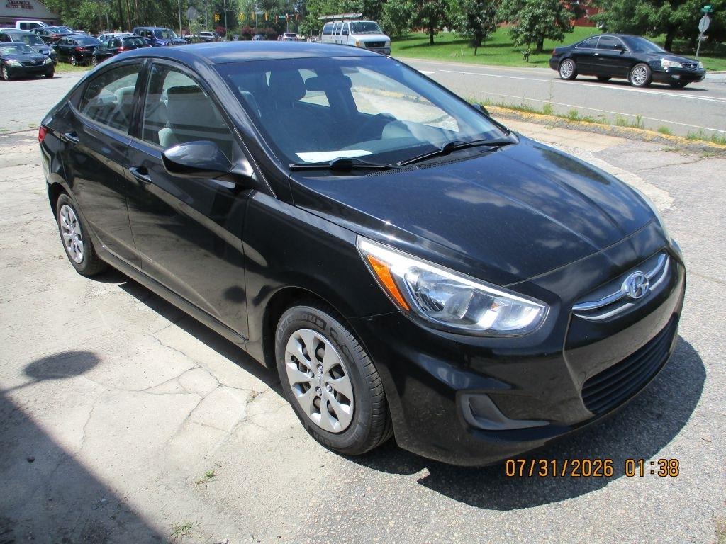 Hyundai Accent SE 4-Door 6A 2017
