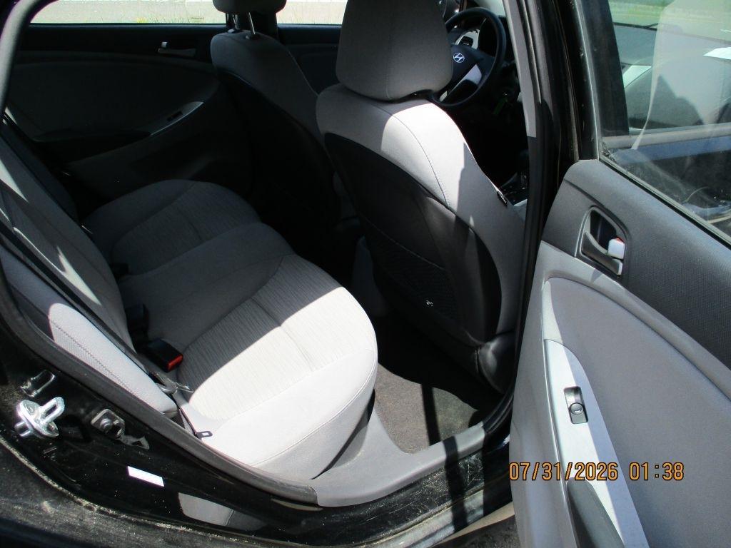 Hyundai Accent SE 4-Door 6A 2017