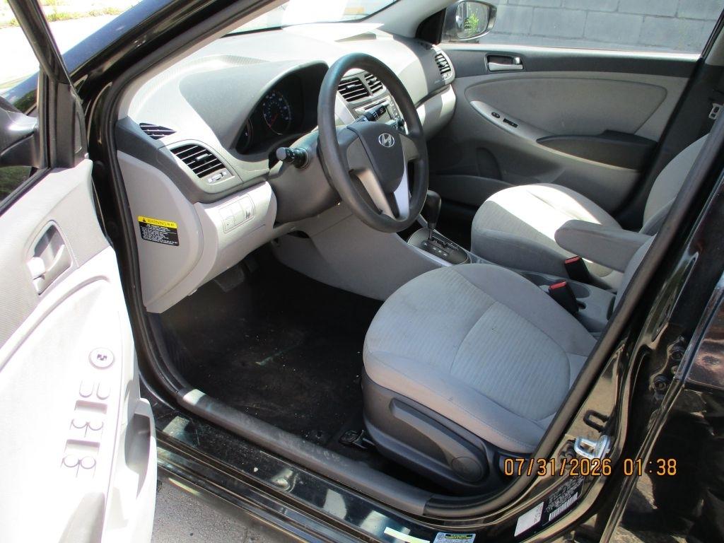 Hyundai Accent SE 4-Door 6A 2017