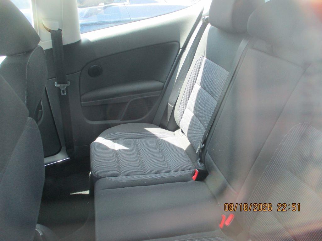 Volkswagen Golf 2.5L 2-Door PZEV 2012