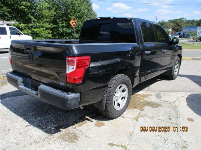 Nissan Titan S Crew Cab 2WD 2018