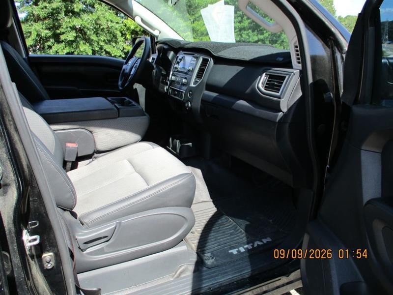Nissan Titan S Crew Cab 2WD 2018