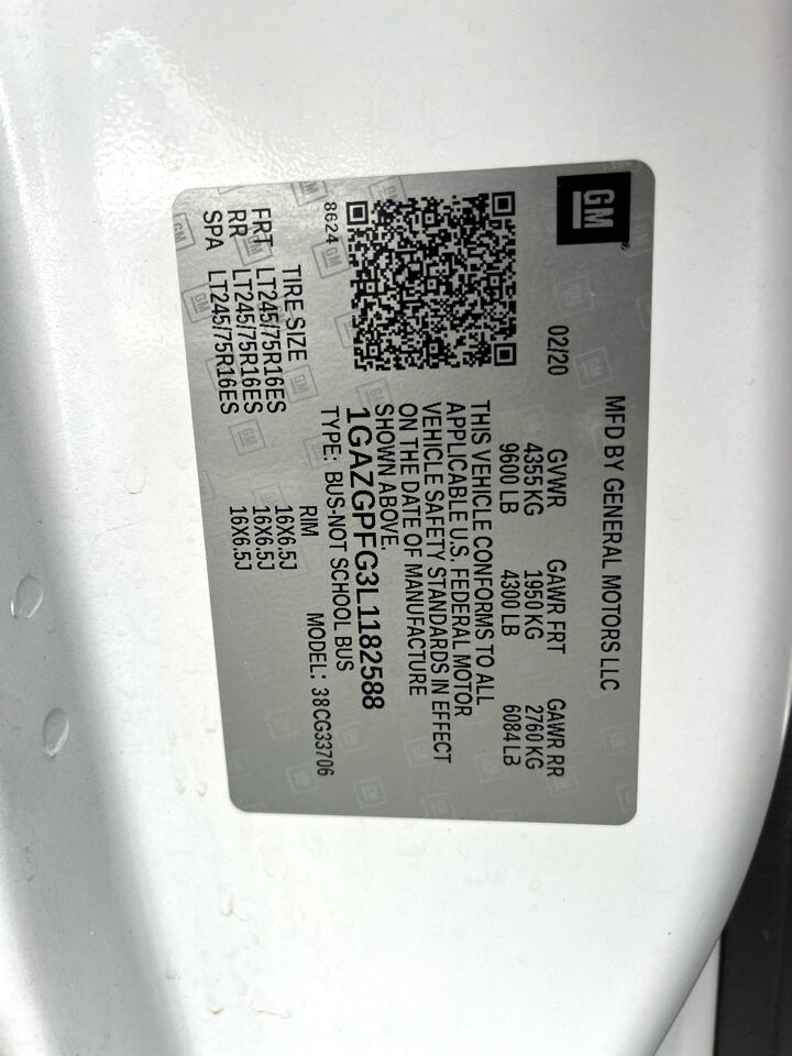 Chevrolet Express Passenger RWD 3500 155" LT 2020