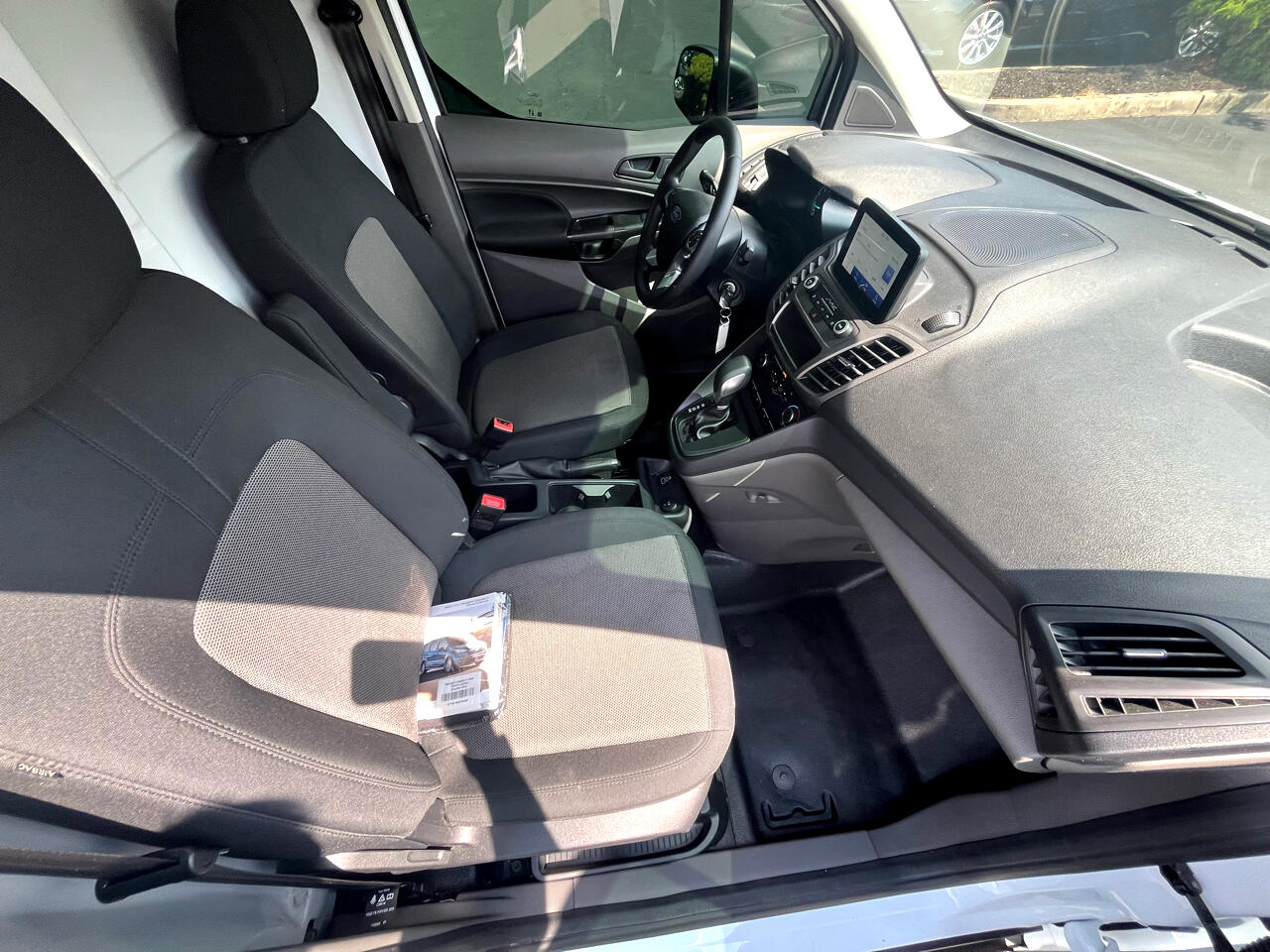 Ford Transit Connect Van XL LWB w/Rear Symmetrical Doors 2022