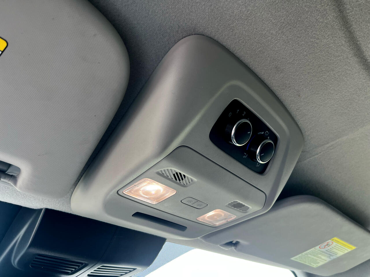 Ford Transit Passenger Wagon T-350 148" Low Roof XLT RWD 2021