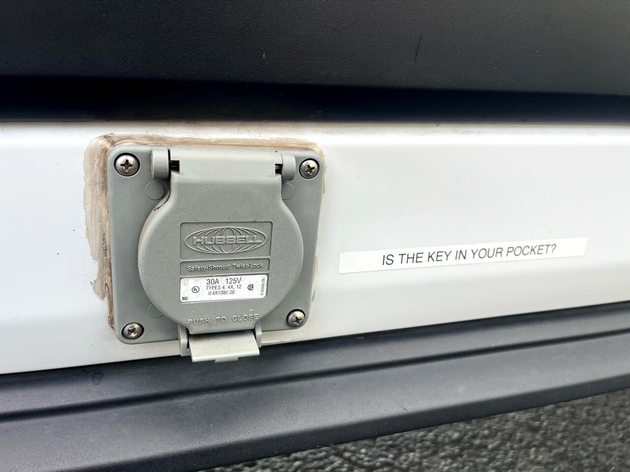 Ford Transit Cargo Van T-150 148" Med Rf 8670 GVWR RWD 2021