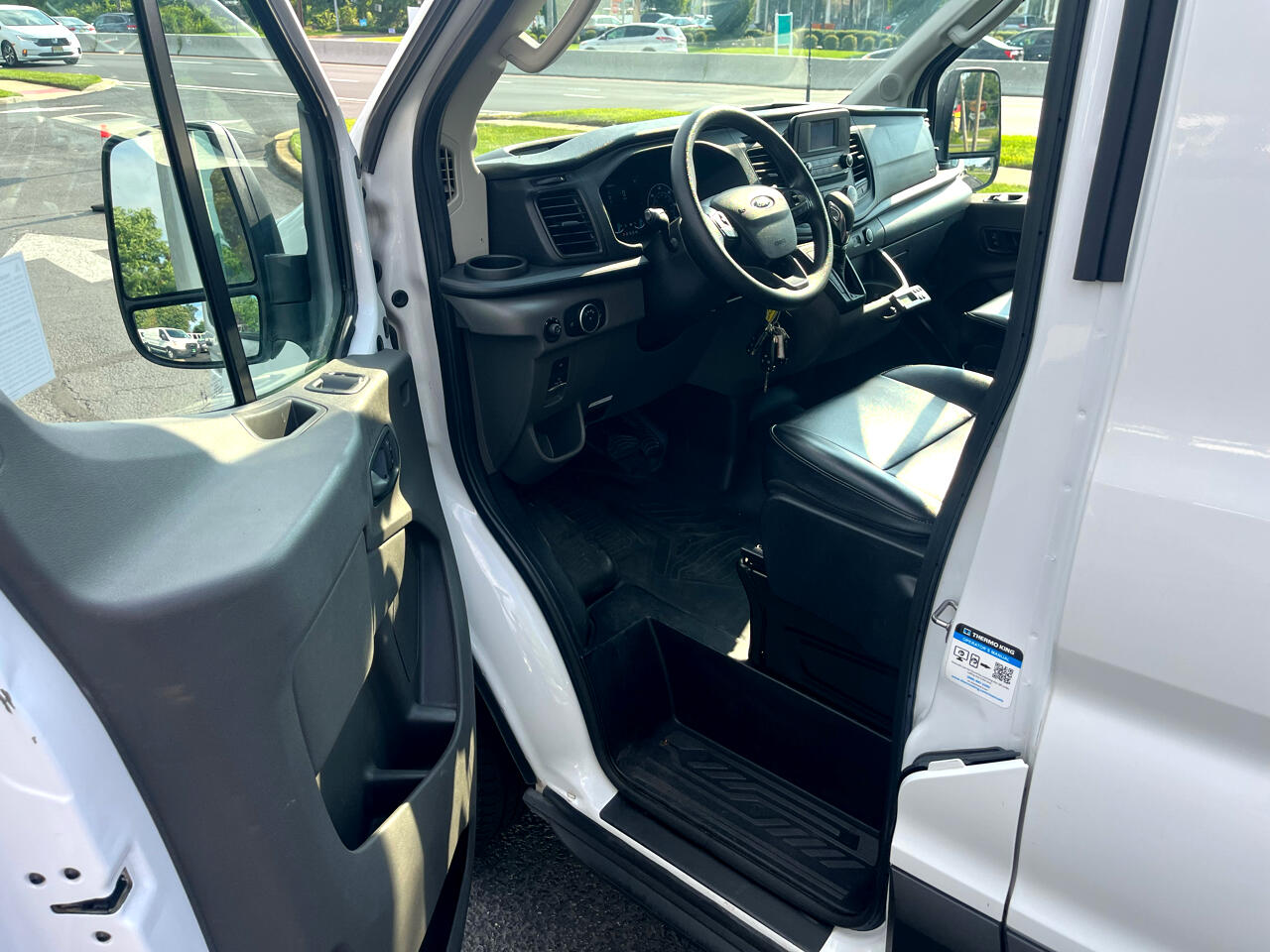 Ford Transit Cargo Van T-150 148" Med Rf 8670 GVWR RWD 2021