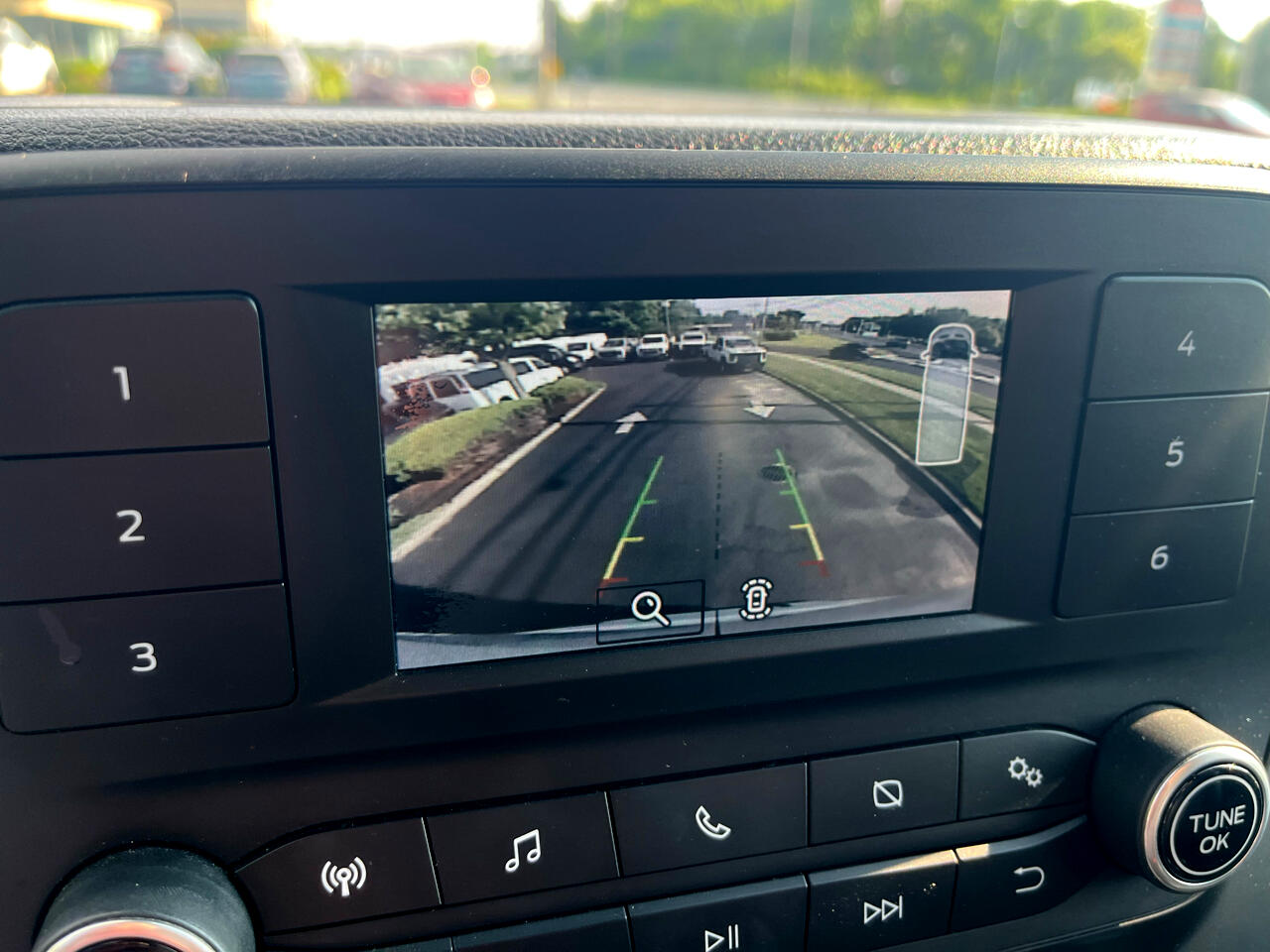 Ford Transit Cargo Van T-150 148" Med Rf 8670 GVWR RWD 2021