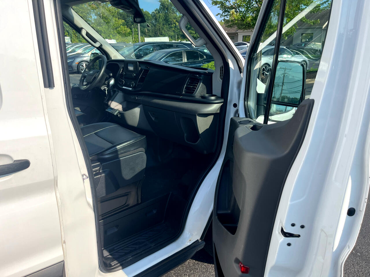 Ford Transit Cargo Van T-150 148" Med Rf 8670 GVWR RWD 2021