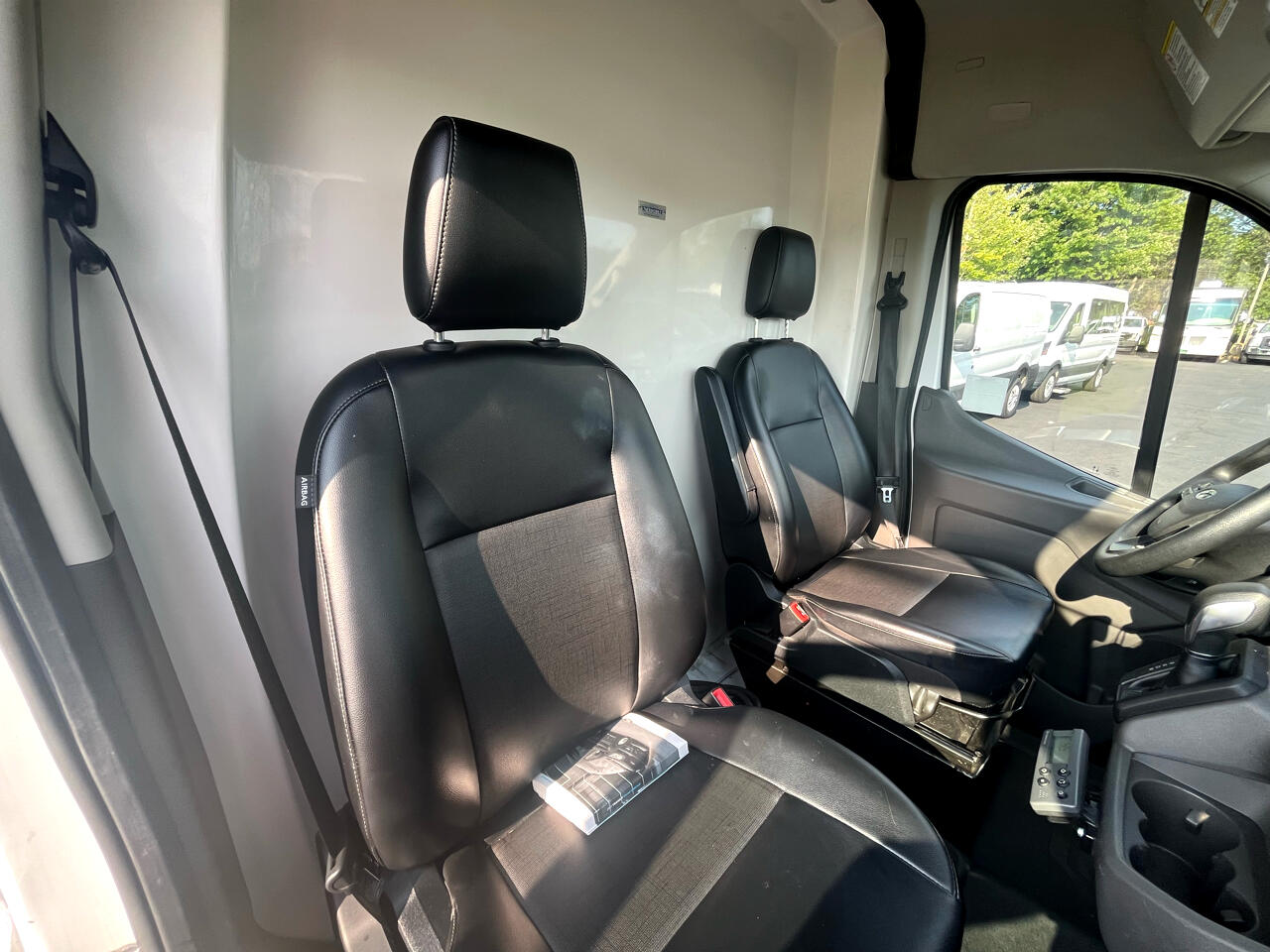 Ford Transit Cargo Van T-150 148" Med Rf 8670 GVWR RWD 2021