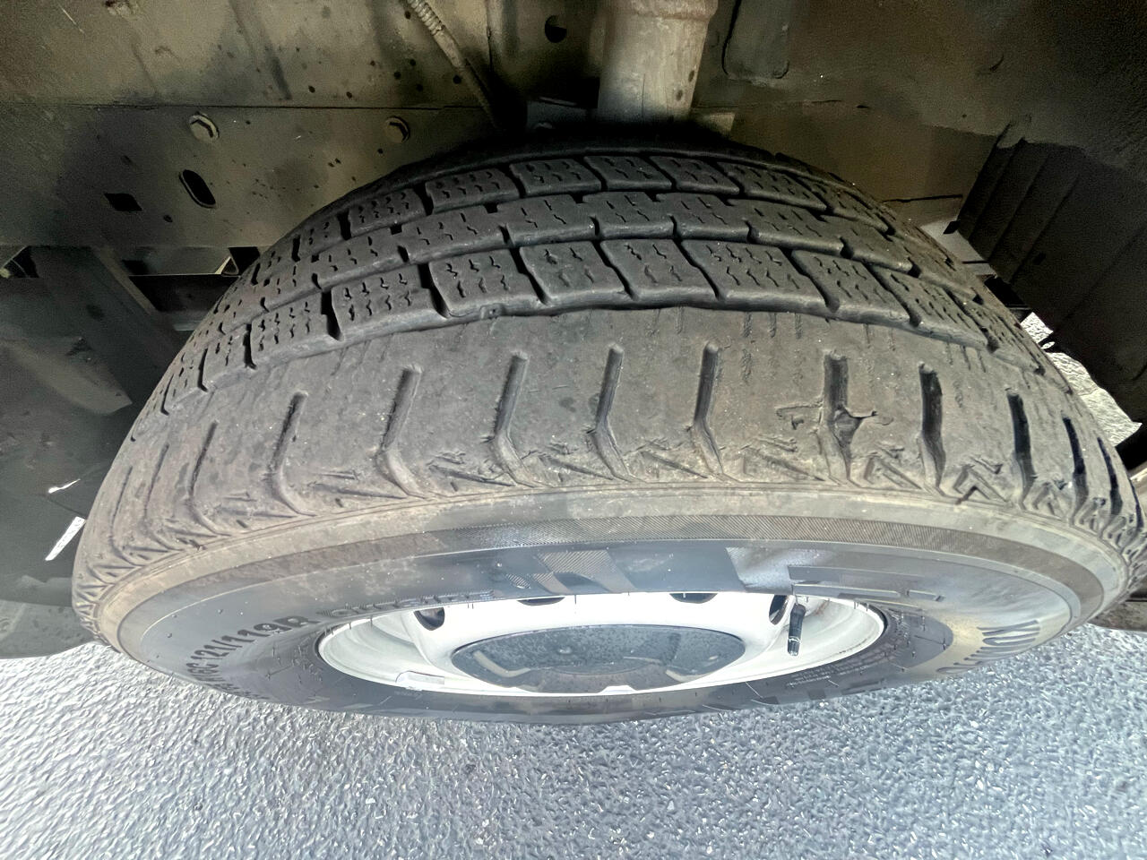 Ford Transit Cargo Van T-150 148" Med Rf 8670 GVWR RWD 2021