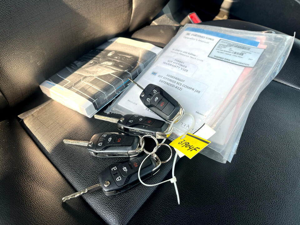 Ford Transit Cargo Van T-150 148" Med Rf 8670 GVWR RWD 2021