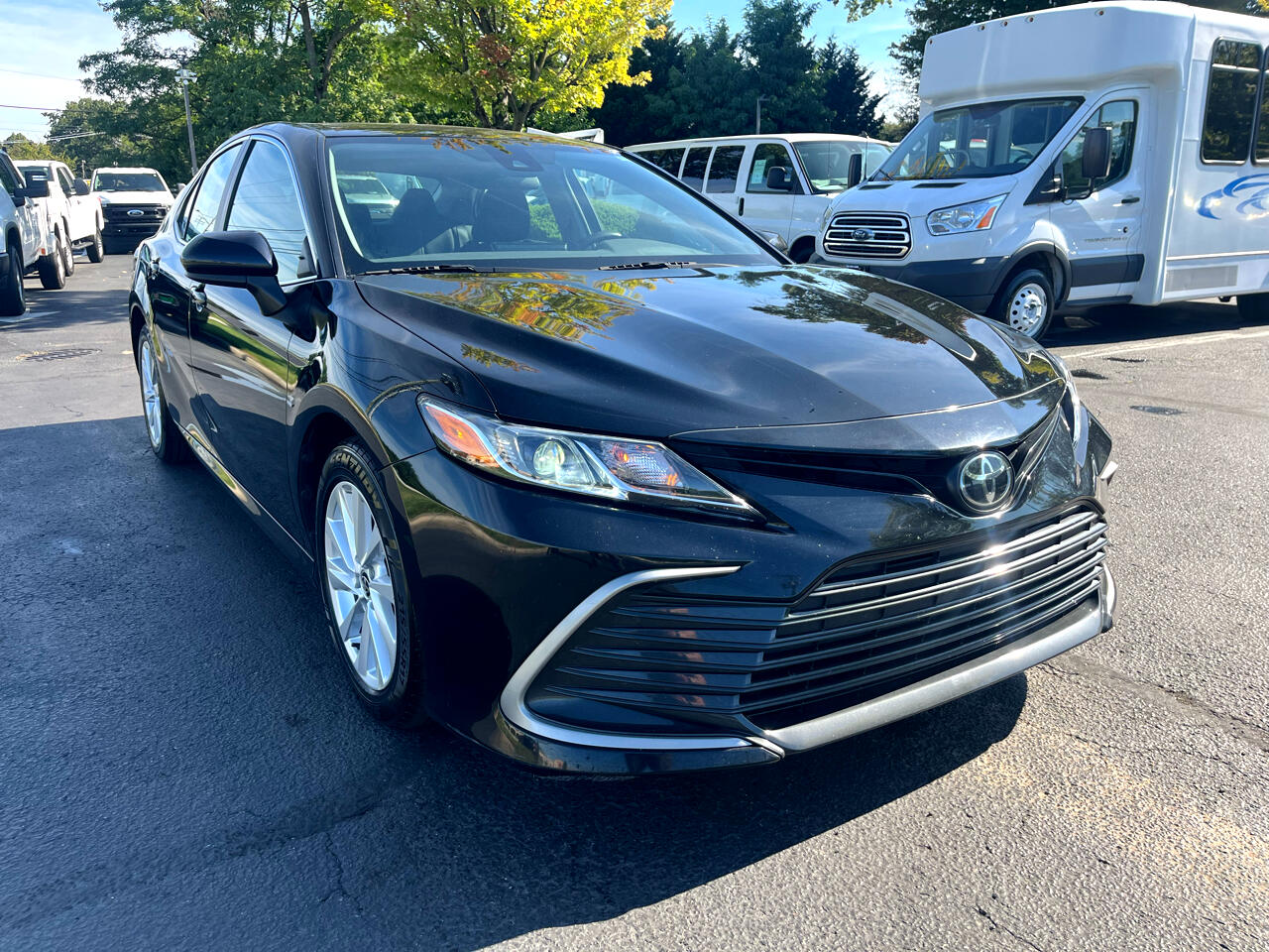 Toyota Camry LE 2024