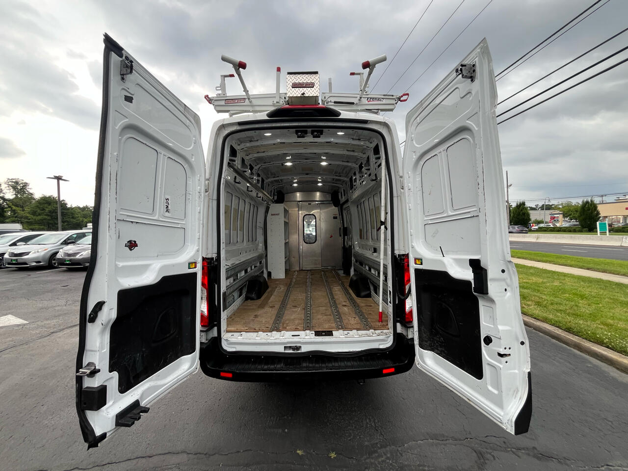 Ford Transit Cargo Van T-350 148" EL Hi Rf 9500 GVWR RWD 2021