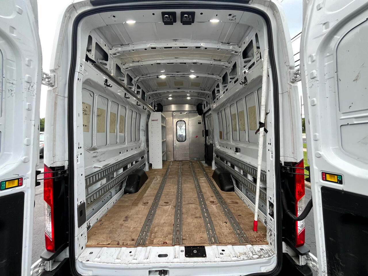 Ford Transit Cargo Van T-350 148" EL Hi Rf 9500 GVWR RWD 2021