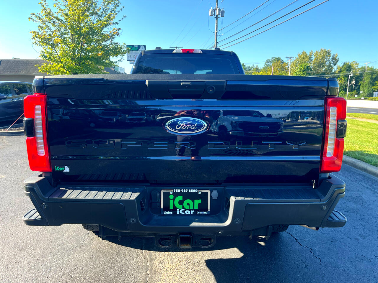 Ford Super Duty F-350 SRW  2023