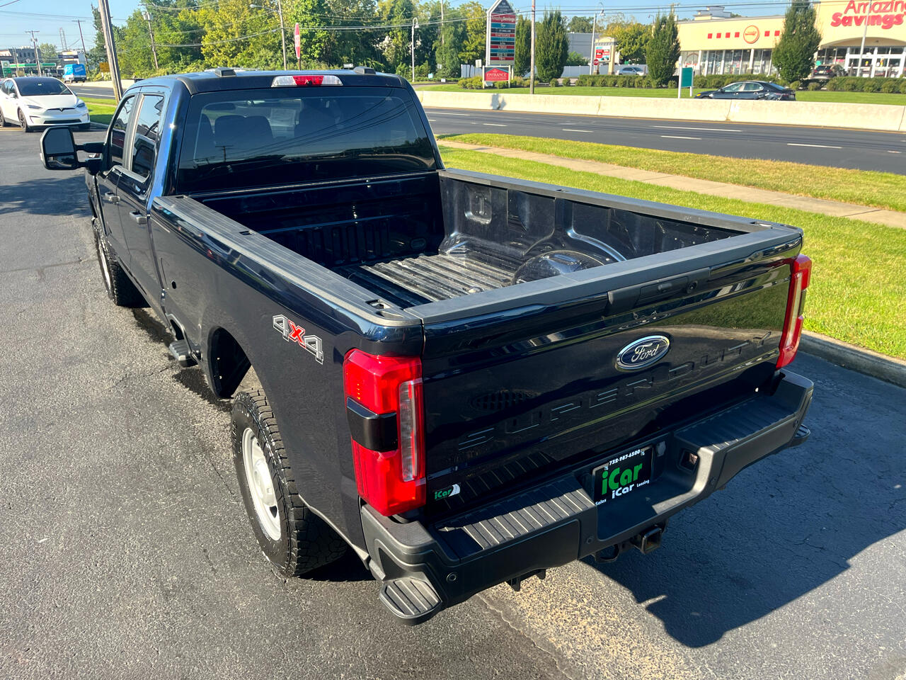 Ford Super Duty F-350 SRW  2023