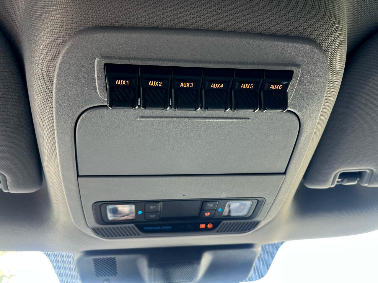 Ford Super Duty F-350 SRW  2023