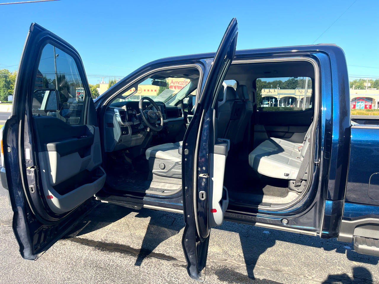 Ford Super Duty F-350 SRW  2023