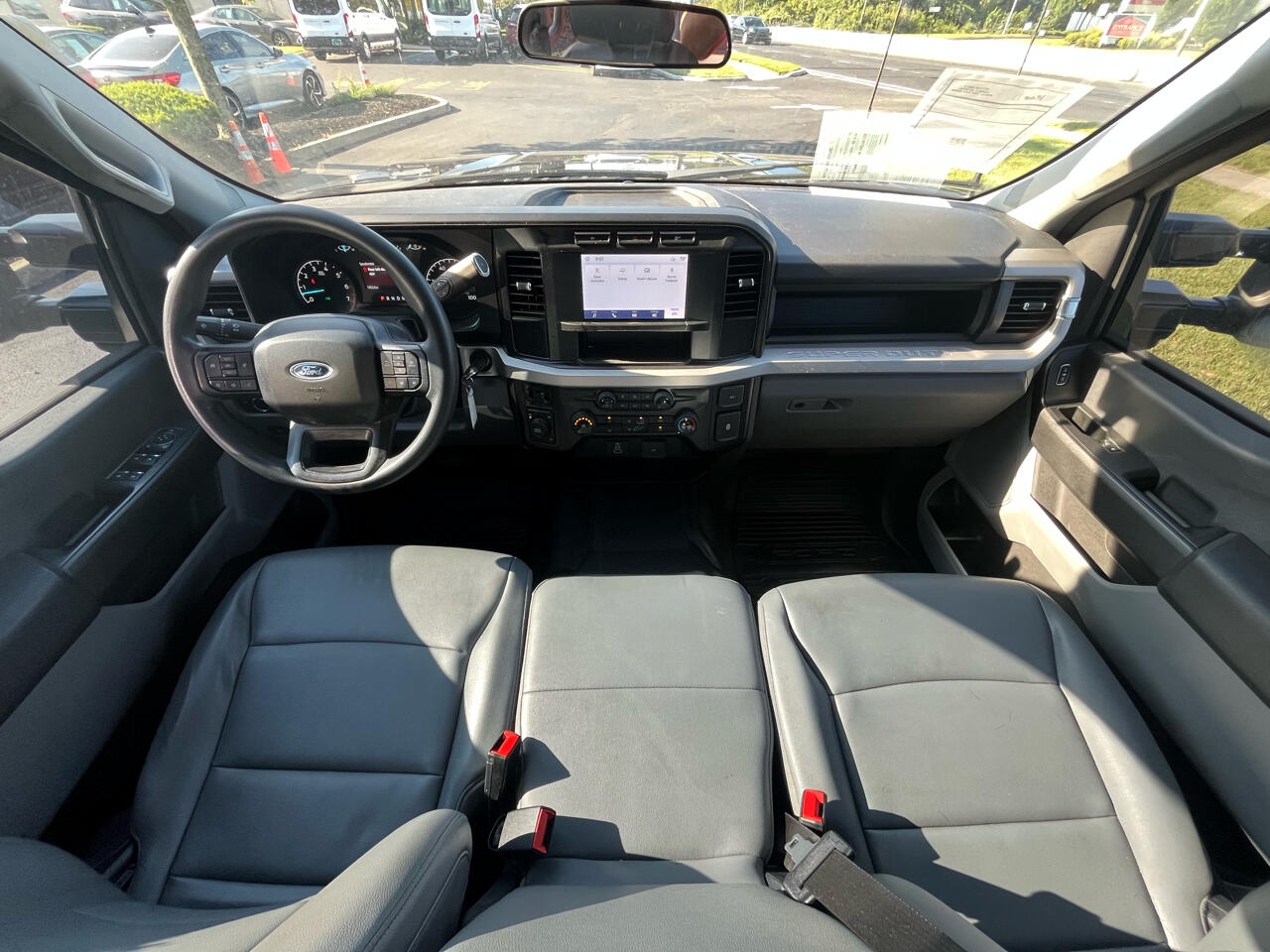 Ford Super Duty F-350 SRW  2023
