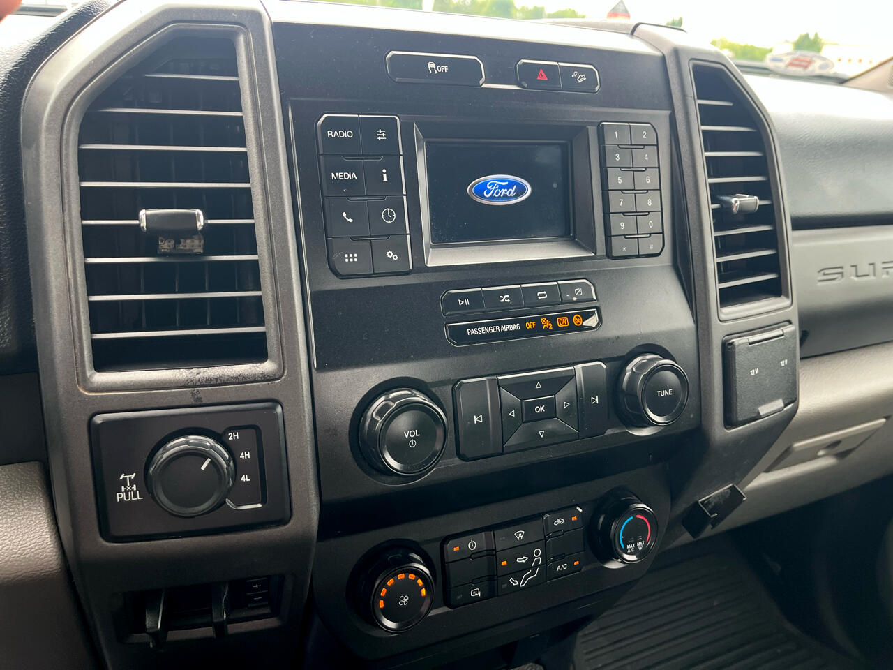 Ford Super Duty F-250 SRW  2021