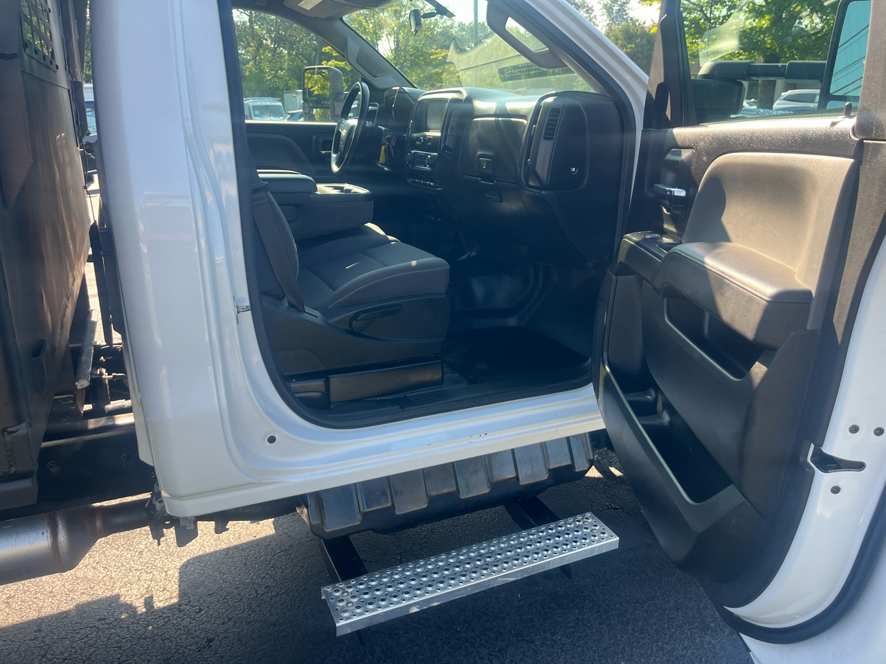 Chevrolet Silverado MD 2WD Reg Cab Work Truck 2020