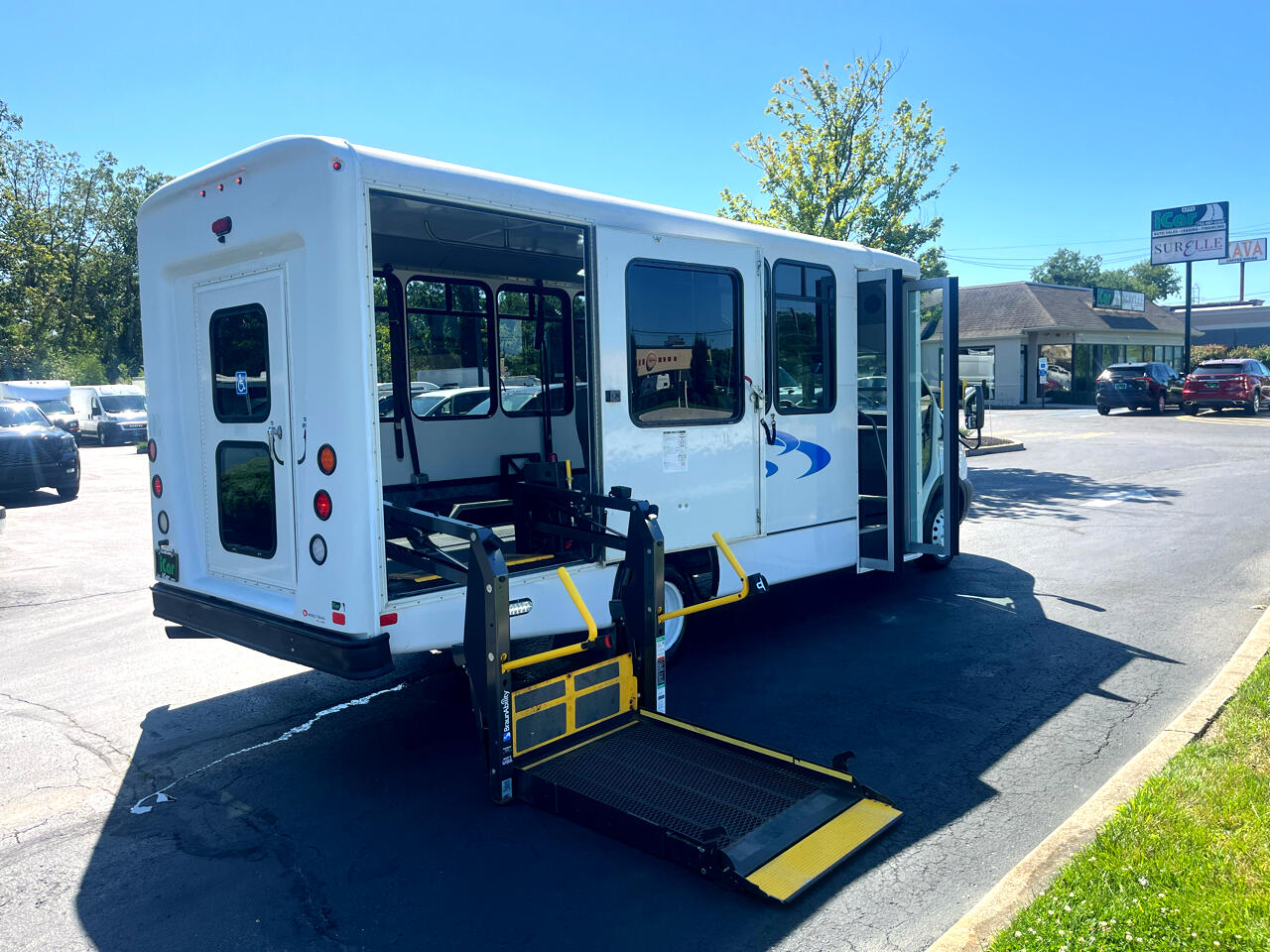 Ford Transit Cutaway T-350 DRW 156" WB 10360 GVWR 2018