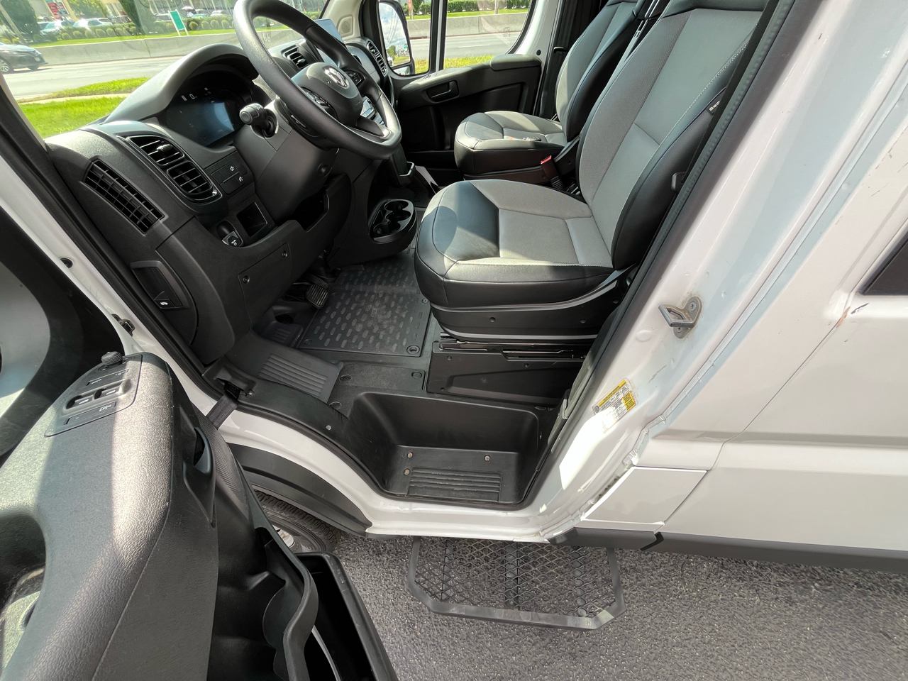 RAM ProMaster Window Van 2500 High Roof 159" WB 2023