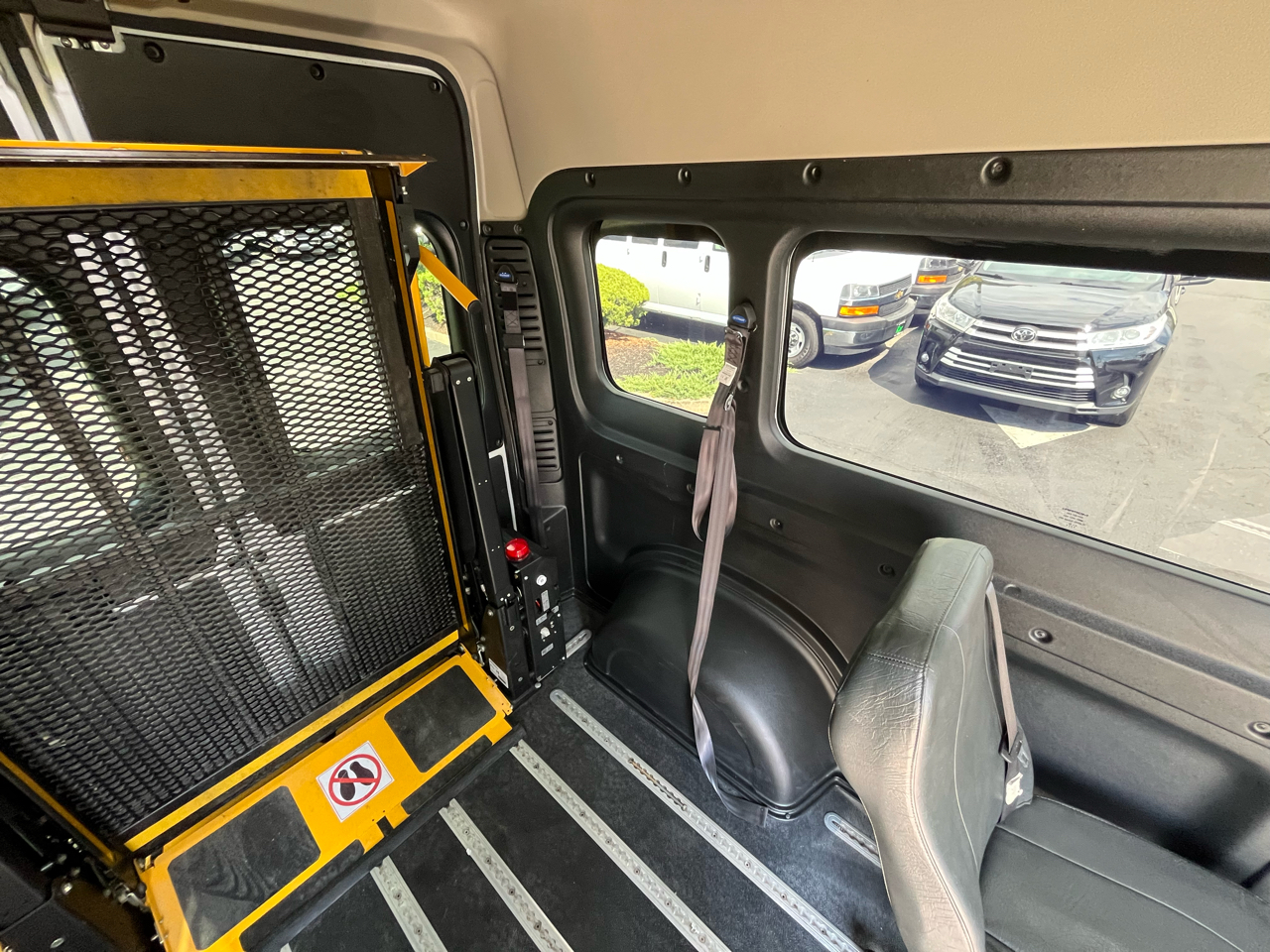 RAM ProMaster Window Van 2500 High Roof 159" WB 2023