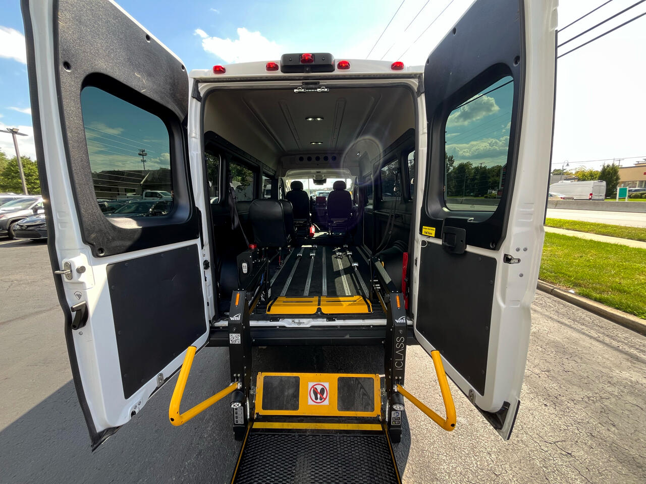 RAM ProMaster Window Van 2500 High Roof 159" WB 2023