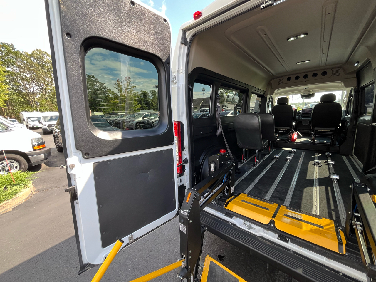 RAM ProMaster Window Van 2500 High Roof 159" WB 2023
