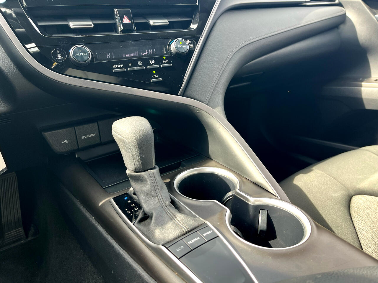 Toyota Camry LE 2024