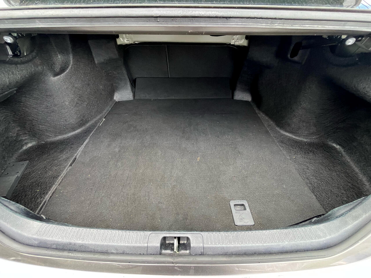Toyota Camry LE 2024