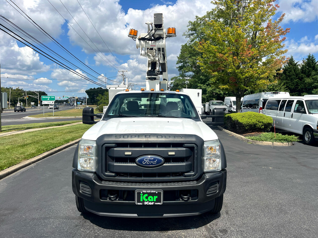 Ford Super Duty F-450 DRW 4WD Reg Cab 165" WB 84" CA XL 2016