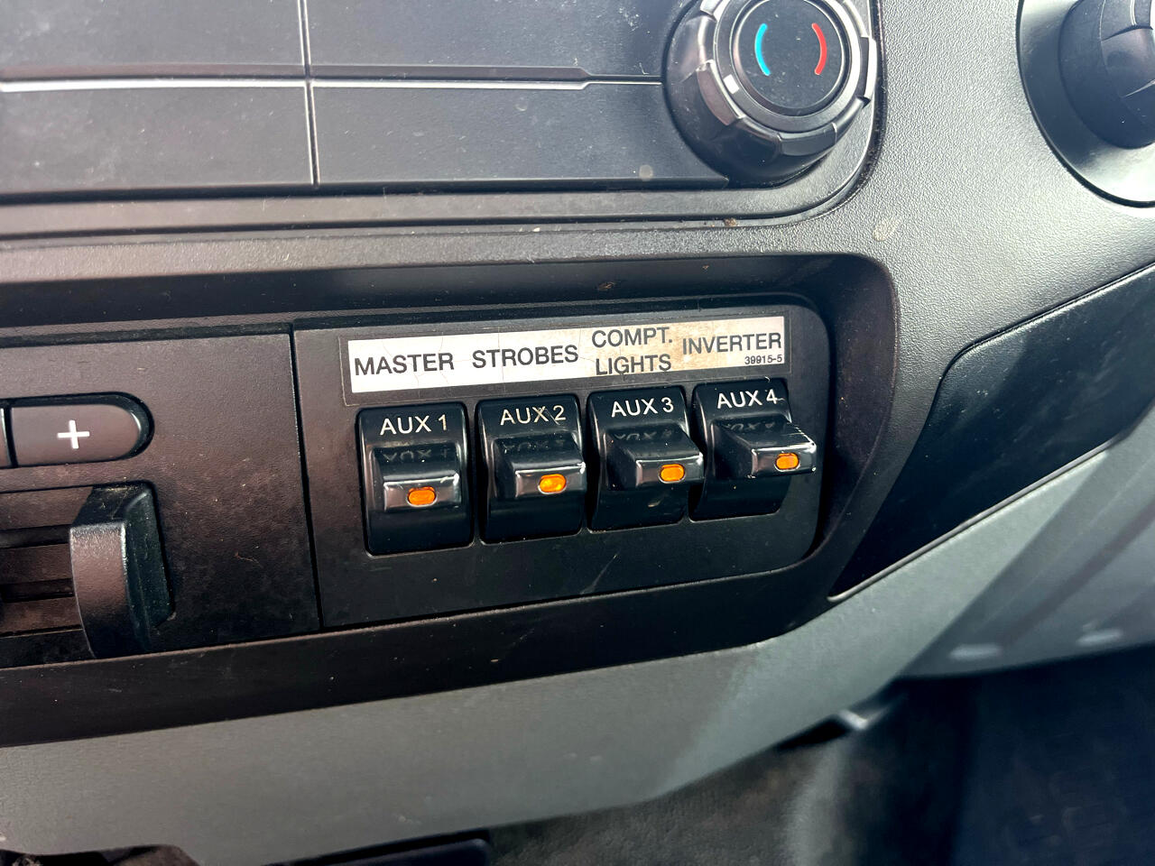 Ford Super Duty F-450 DRW 4WD Reg Cab 165" WB 84" CA XL 2016