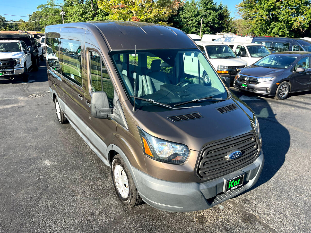 Ford Transit Wagon T-350 148" Med Roof XL Sliding RH Dr 2017