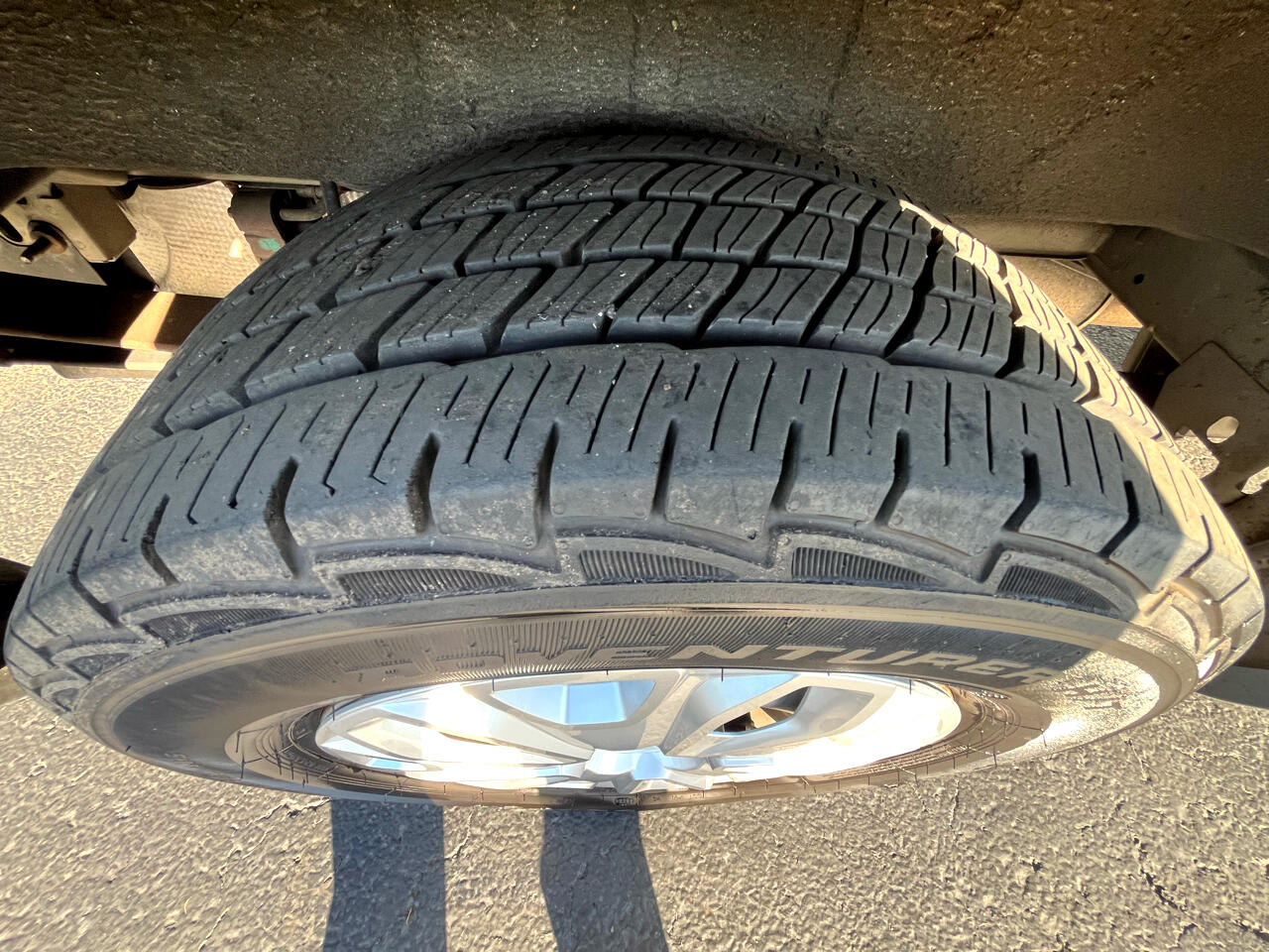 Ford Transit Wagon T-350 148" Med Roof XL Sliding RH Dr 2017