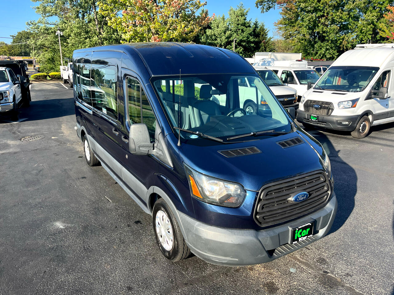 Ford Transit Wagon T-350 148" Med Roof XL Sliding RH Dr 2017