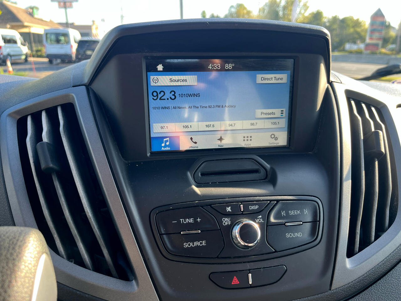 Ford Transit Wagon T-350 148" Med Roof XL Sliding RH Dr 2017