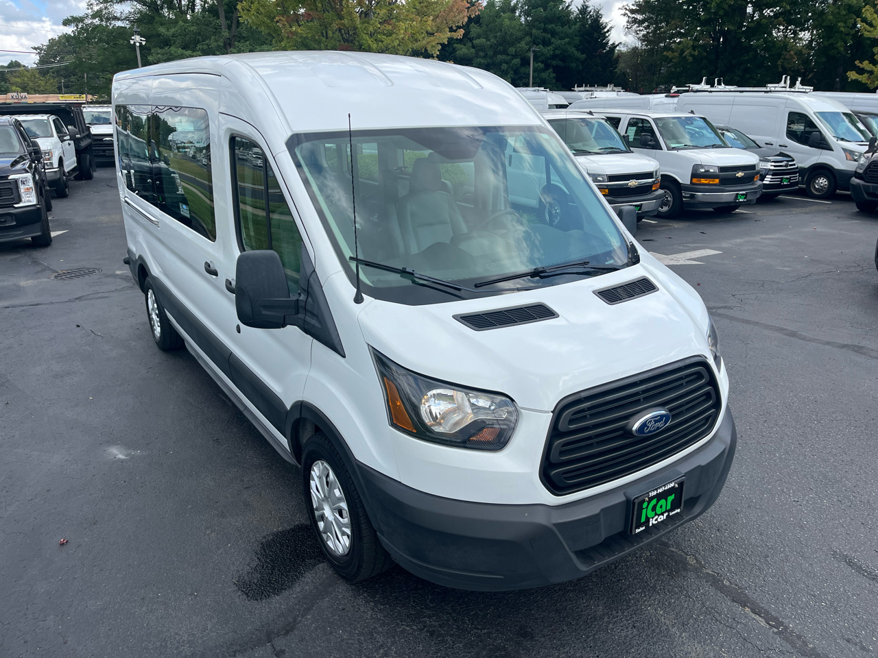 Ford Transit Passenger Wagon T-350 148" Med Roof XL Sliding RH Dr 2019
