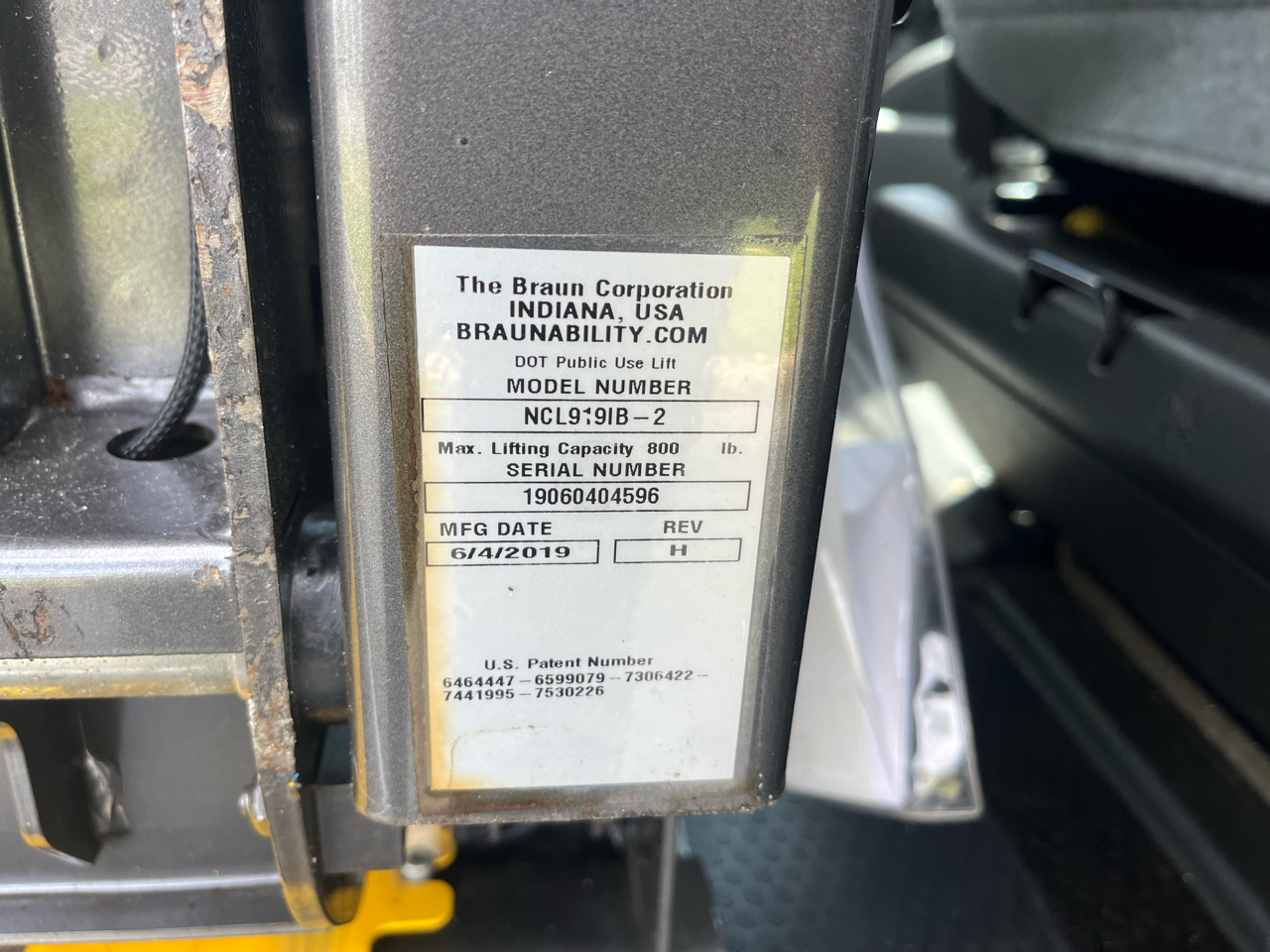 Ford Transit Passenger Wagon T-350 148" Med Roof XL Sliding RH Dr 2019