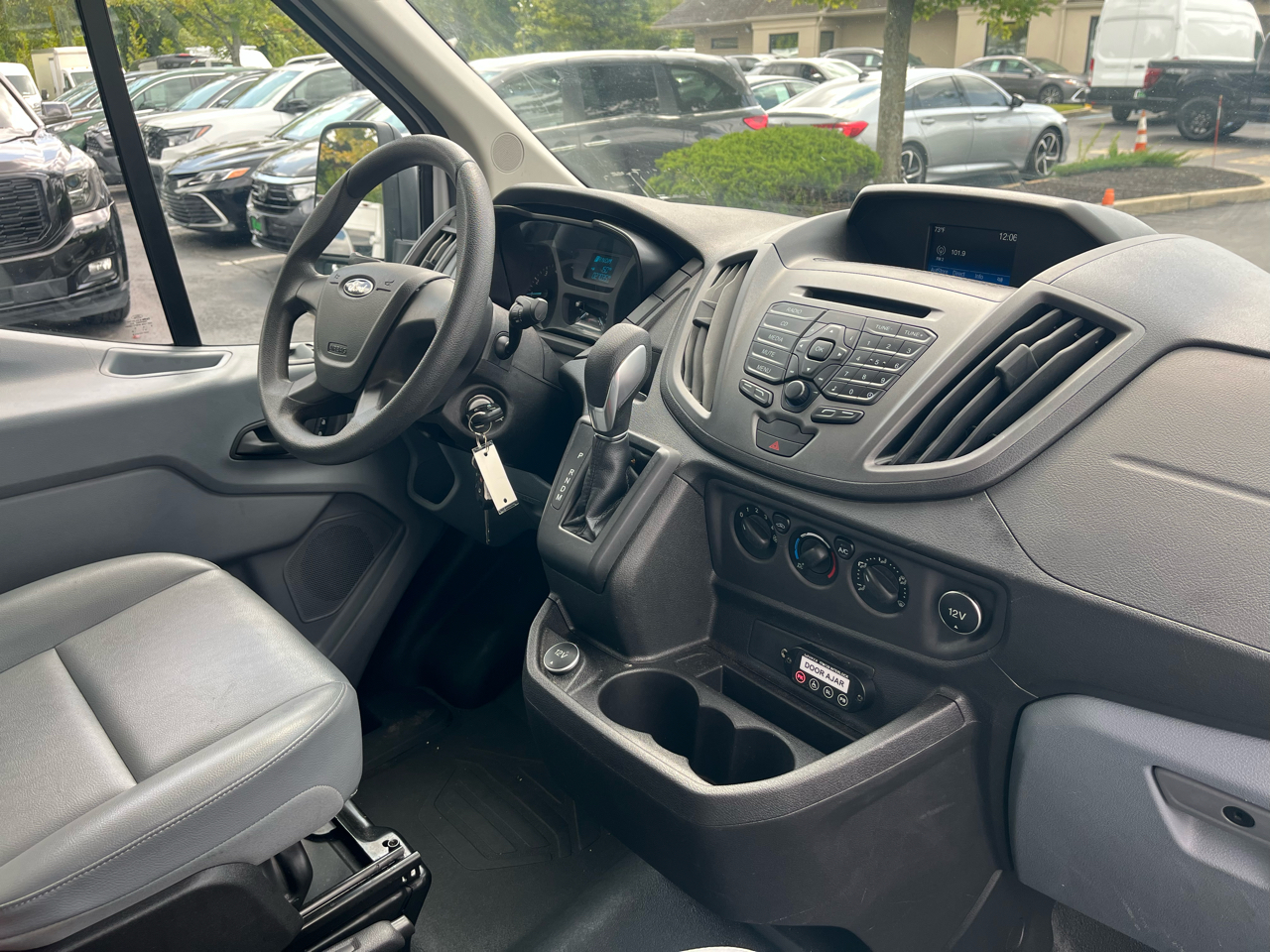 Ford Transit Passenger Wagon T-350 148" Med Roof XL Sliding RH Dr 2019