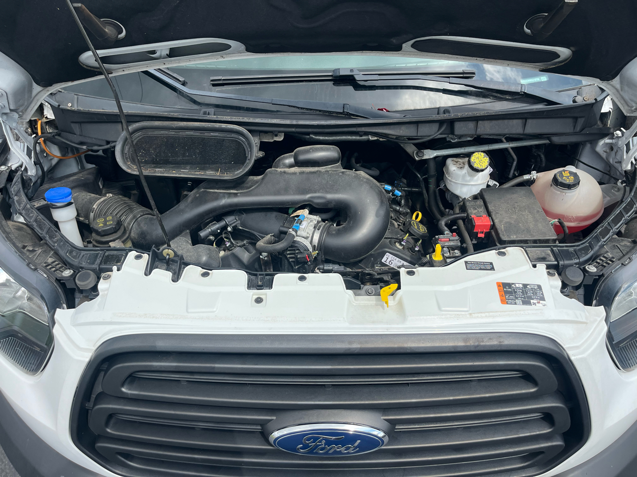 Ford Transit Passenger Wagon T-350 148" Med Roof XL Sliding RH Dr 2019