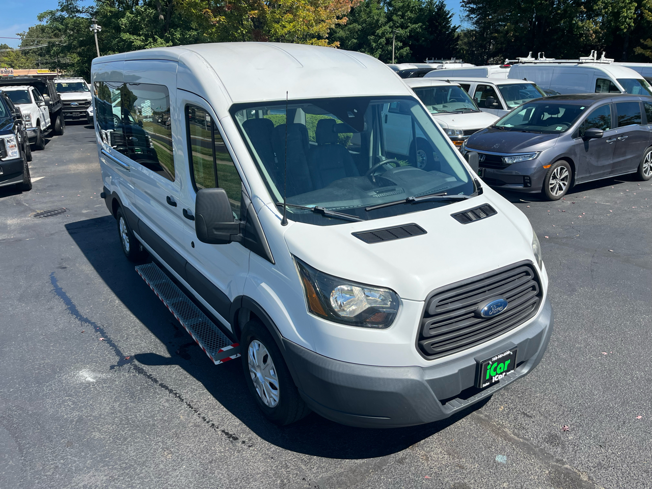Ford Transit Wagon T-350 148" Med Roof XL Sliding RH Dr 2016