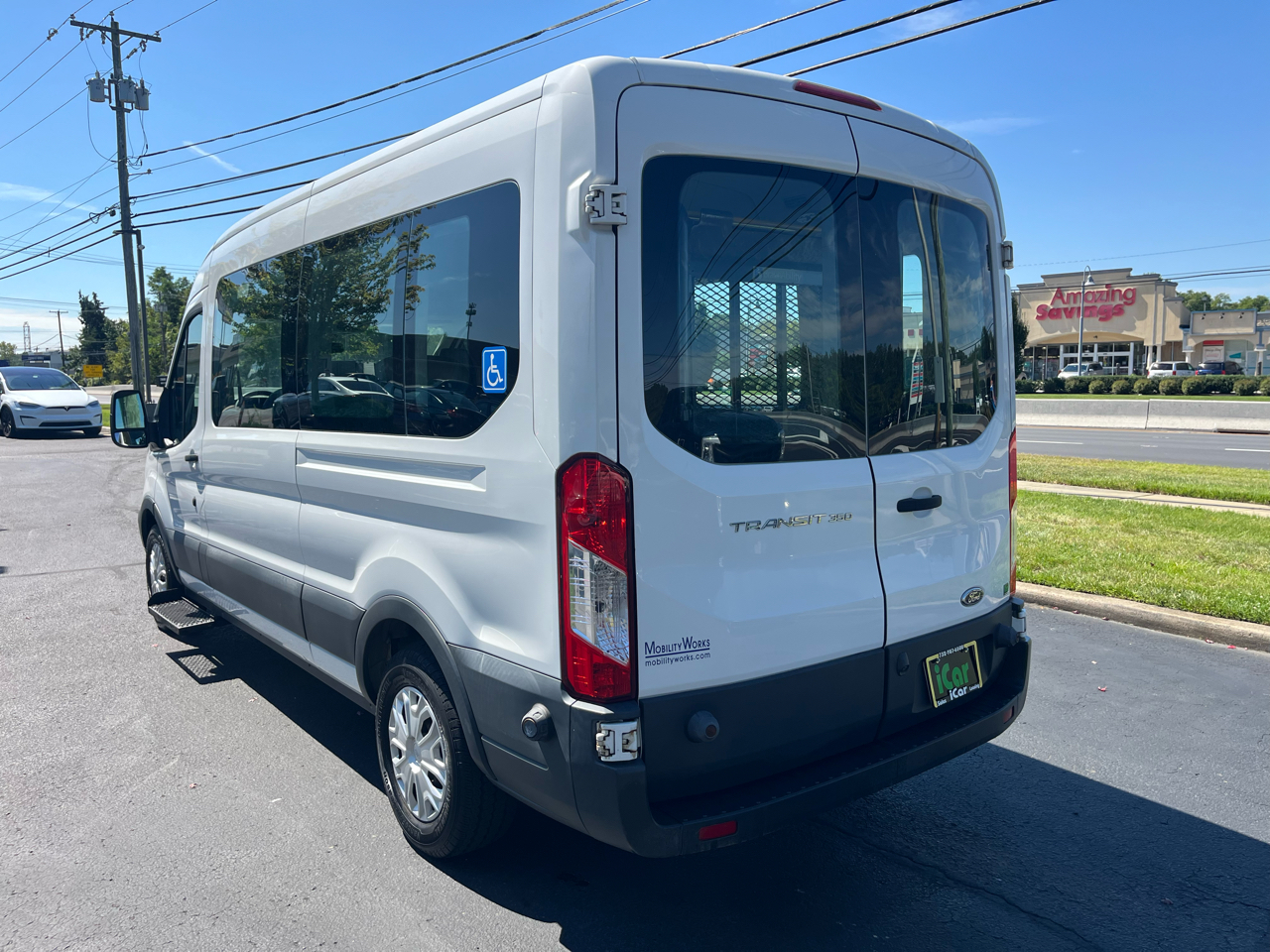 Ford Transit Wagon T-350 148" Med Roof XL Sliding RH Dr 2016